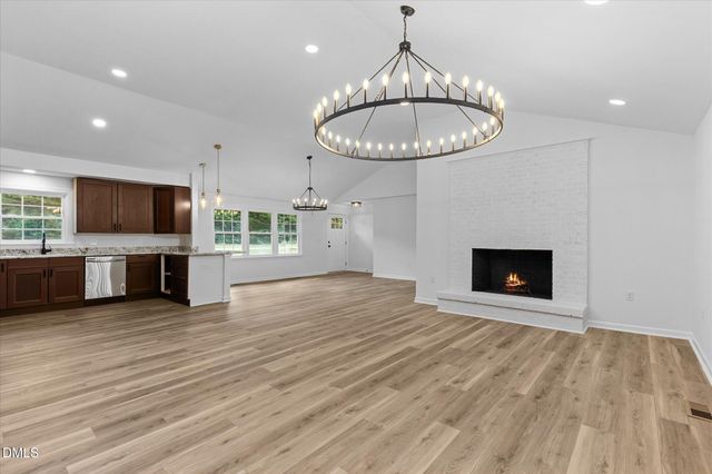 426 Fitch Drive, Mebane, NC 27302