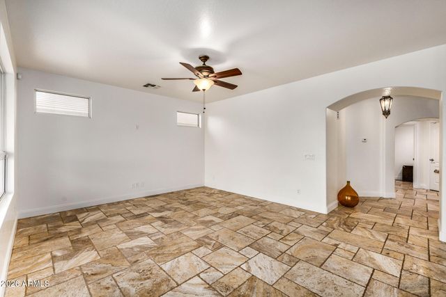 4331 E REDWOOD Lane, Phoenix, AZ 85048