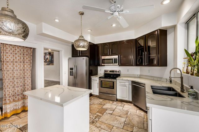 4331 E REDWOOD Lane, Phoenix, AZ 85048