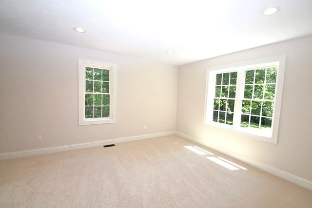 2 Clarendon Circle Lot 7, Holbrook, MA 02343