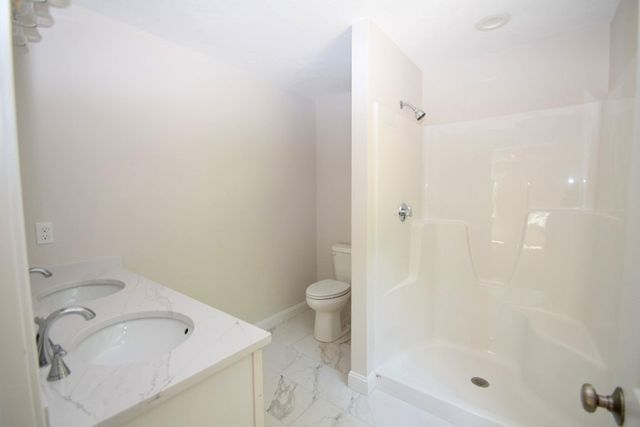 2 Clarendon Circle Lot 7, Holbrook, MA 02343