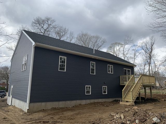 2 Clarendon Circle Lot 7, Holbrook, MA 02343