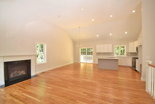 2 Clarendon Circle Lot 7, Holbrook, MA 02343