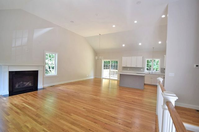 2 Clarendon Circle Lot 7, Holbrook, MA 02343