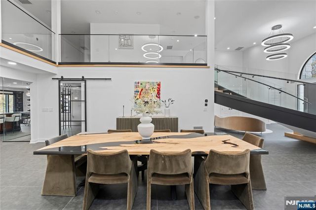 84 Shrewsbury Drive, Livingston, NJ 07039