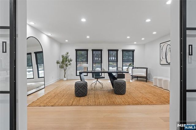 84 Shrewsbury Drive, Livingston, NJ 07039