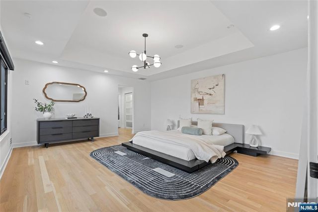 84 Shrewsbury Drive, Livingston, NJ 07039