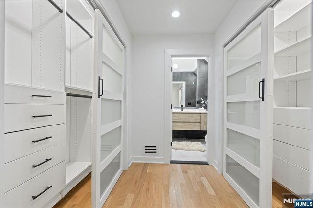 84 Shrewsbury Drive, Livingston, NJ 07039