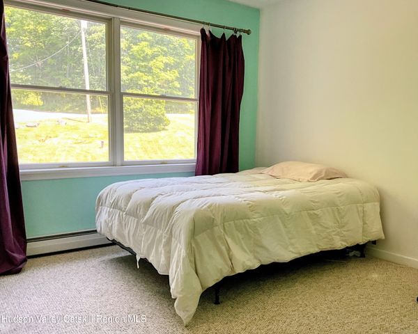 903 Old Post Road, New Paltz, NY 12561
