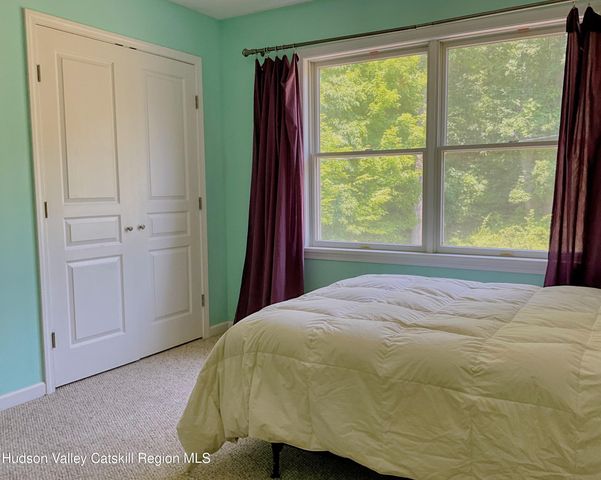 903 Old Post Road, New Paltz, NY 12561