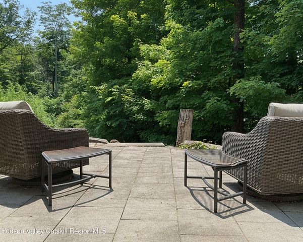 903 Old Post Road, New Paltz, NY 12561