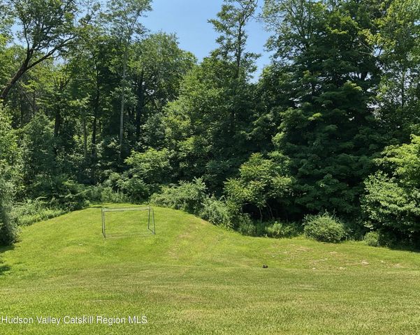 903 Old Post Road, New Paltz, NY 12561