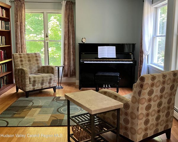 903 Old Post Road, New Paltz, NY 12561