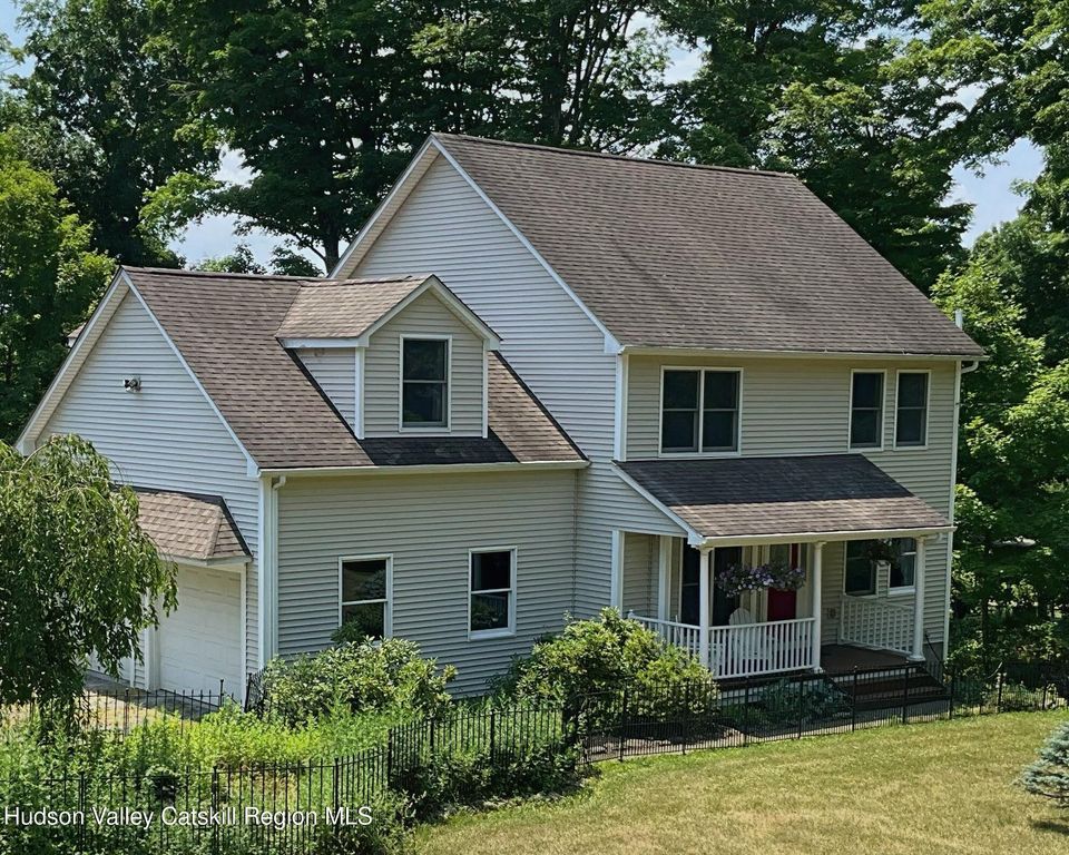 903 Old Post Road, New Paltz, NY 12561
