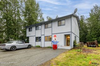 7811 Snow View Drive, Anchorage, AK 99507