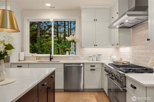 2206 210th Place SE, Sammamish, WA 98075
