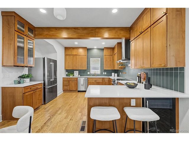 2600 N Vine St, Denver, CO 80205