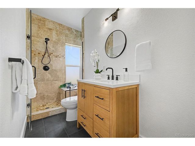 2600 N Vine St, Denver, CO 80205