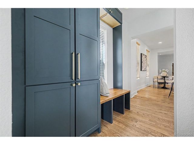 2600 N Vine St, Denver, CO 80205