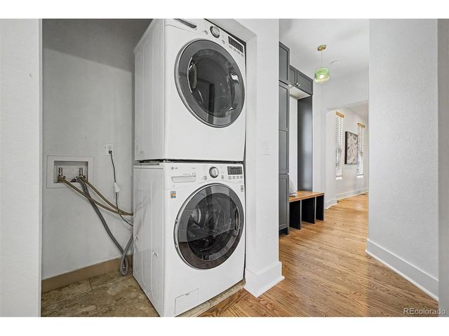2600 N Vine St, Denver, CO 80205