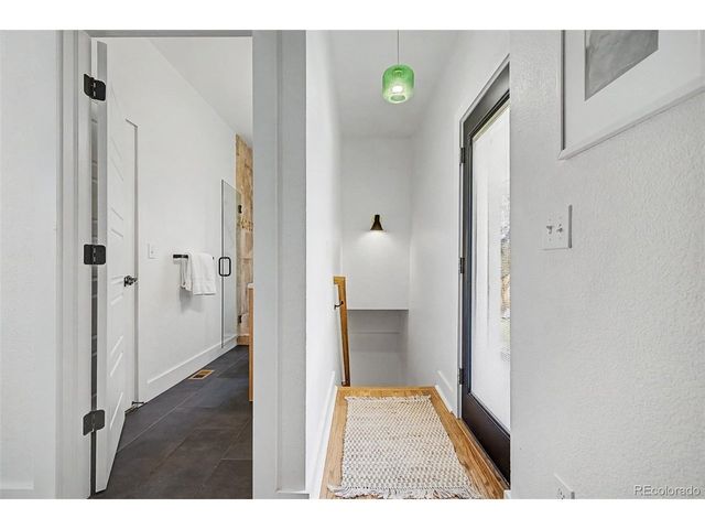 2600 N Vine St, Denver, CO 80205