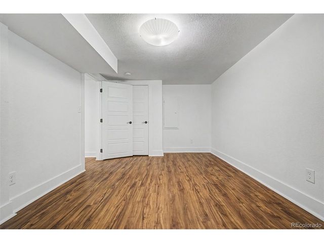 2600 N Vine St, Denver, CO 80205