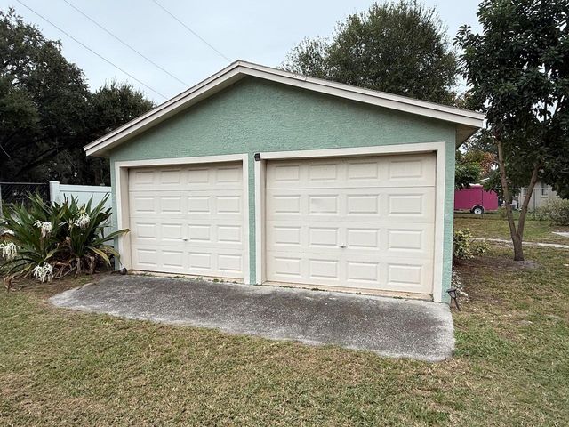 301 LESESNE STREET, Kissimmee, FL 34744