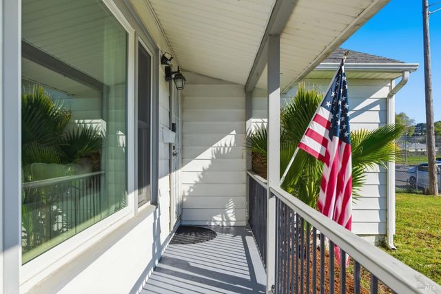 891 Rosewood Ave, Vallejo, CA 94591