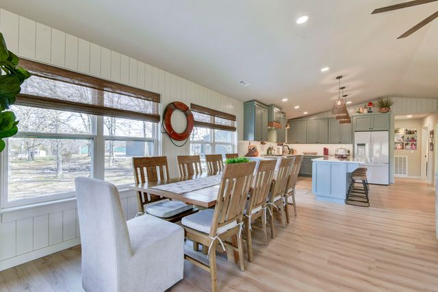 26445 Farm Road 1212, Eagle Rock, MO 65641