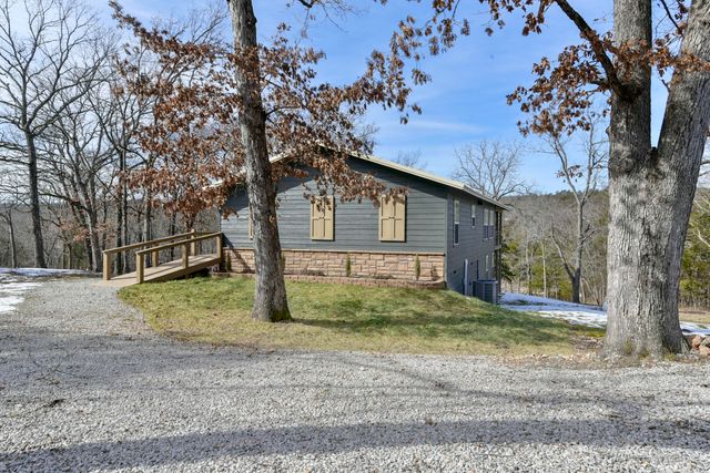 26445 Farm Road 1212, Eagle Rock, MO 65641