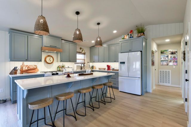 26445 Farm Road 1212, Eagle Rock, MO 65641