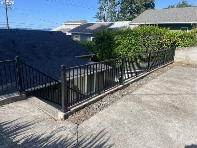 2208 E 5TH St, Vancouver, WA 98661