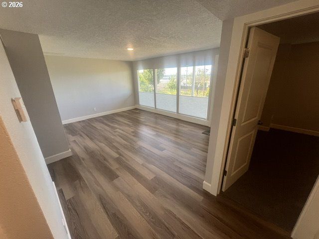 2208 E 5TH St, Vancouver, WA 98661