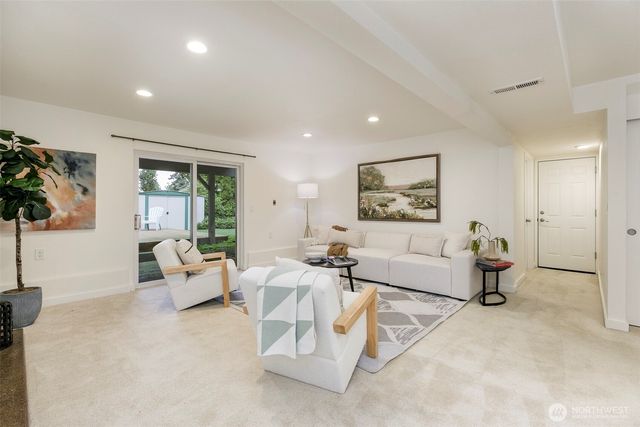 15812 NE 106th Street, Redmond, WA 98052