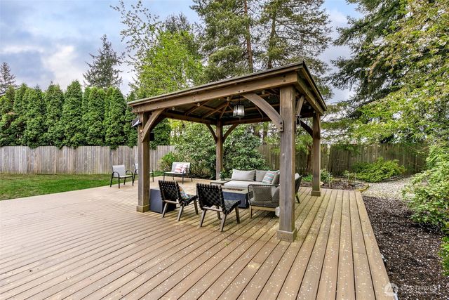 15812 NE 106th Street, Redmond, WA 98052