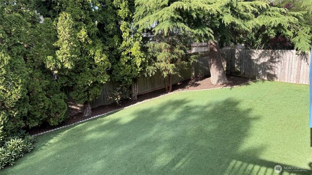 15812 NE 106th Street, Redmond, WA 98052
