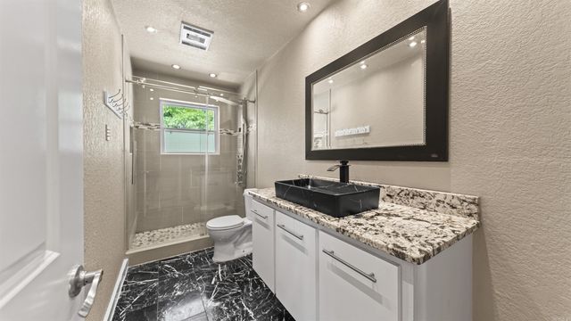 104 Granada Drive, Hot Springs, AR 71913