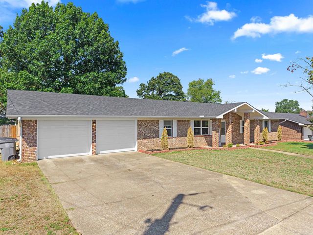 104 Granada Drive, Hot Springs, AR 71913
