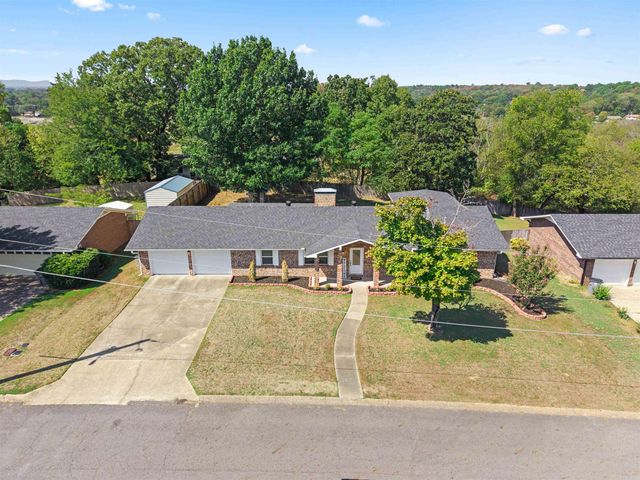 104 Granada Drive, Hot Springs, AR 71913