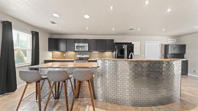 104 Granada Drive, Hot Springs, AR 71913