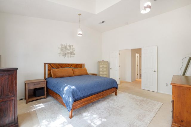 1300 Montara Drive NW, Los Lunas, NM 87031