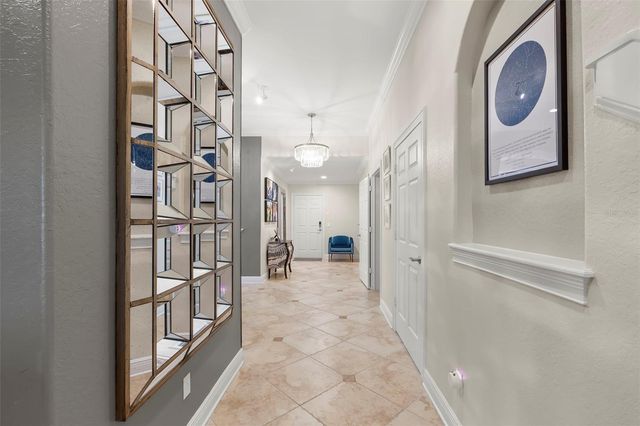 657 SAXONY BOULEVARD, St Petersburg, FL 33716