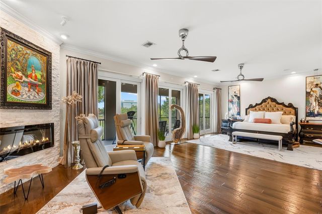 657 SAXONY BOULEVARD, St Petersburg, FL 33716