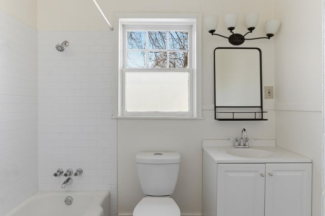 964 FORREST AVE, Memphis, TN 38105