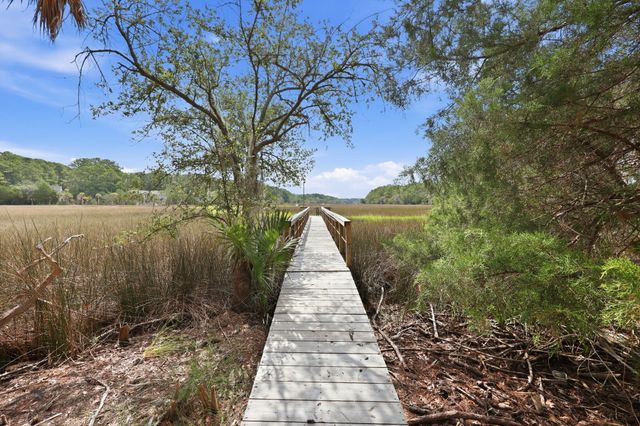 1929 Dunes Mill Way, Mount Pleasant, SC 29466