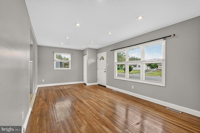 404 TAMARA CIR, Newark, DE 19711