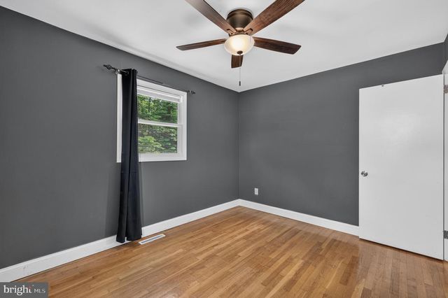 404 TAMARA CIR, Newark, DE 19711