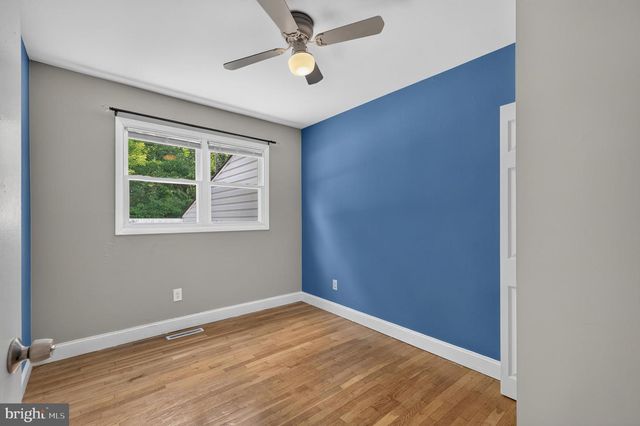 404 TAMARA CIR, Newark, DE 19711