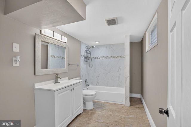 404 TAMARA CIR, Newark, DE 19711