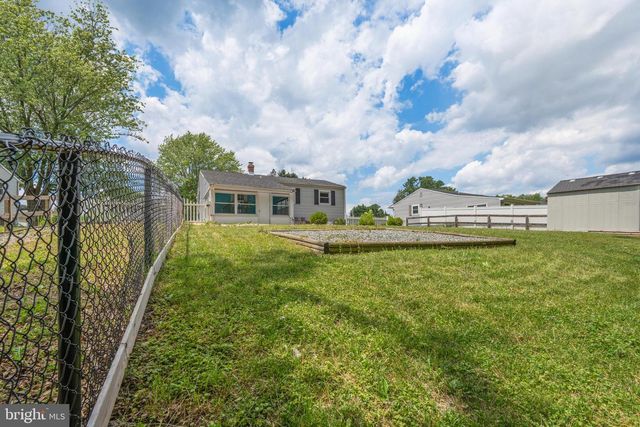 404 TAMARA CIR, Newark, DE 19711